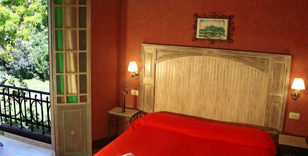 Отель Casa Glebinias Чакрас-де-Кория Экстерьер фото
